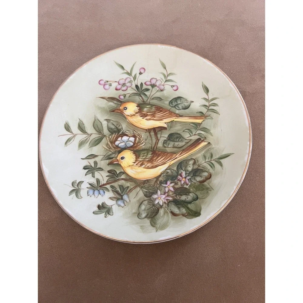 Birds with their Nest  American Folk Art Collection HANGING WALL Plate Vintage